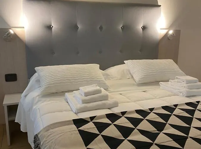 Noah Beach Hotel